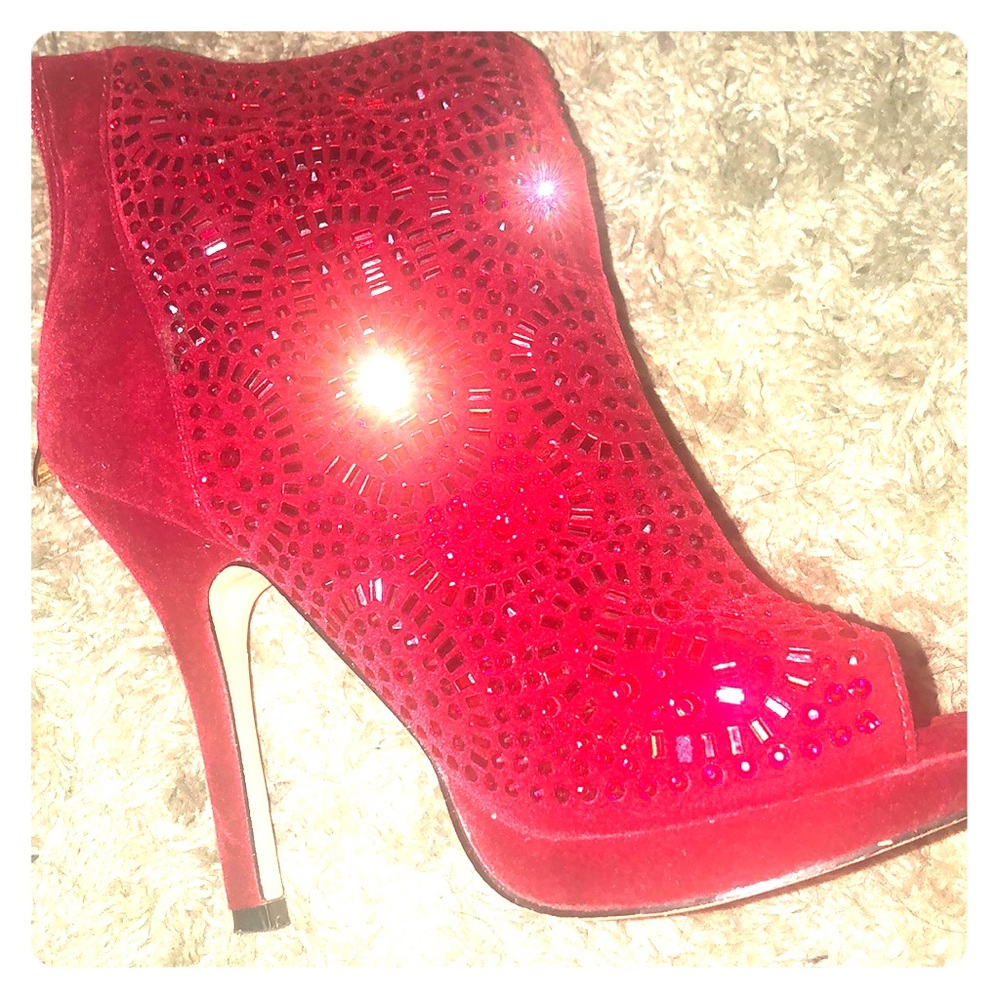Sparkly Red heels